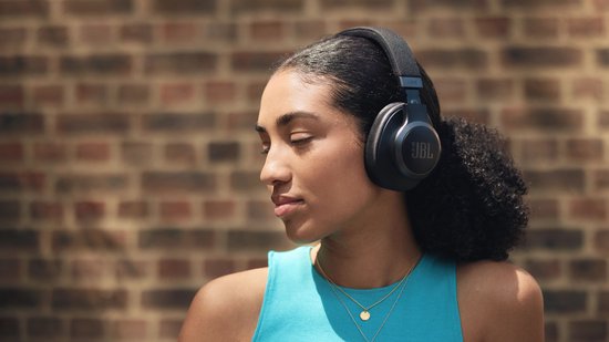 JBL Live 770NC