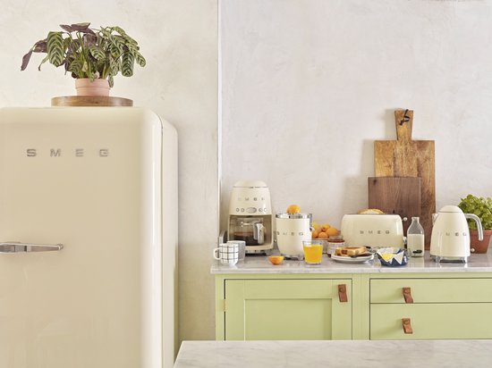 SMEG KLF03CREU - Waterkoker - Crème - 1,7L