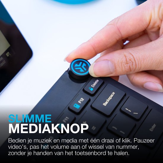 JLab GO Draadloos Toetsenbord - Bluetooth of USB dongle verbinding - 3 Devices - Stille toetsen - Compact design - Volumeknop - Qwerty