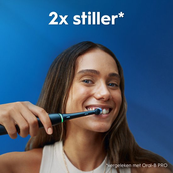Oral-B iO 3 Elektrische Tandenborstel - Duo Zwart en Roze - inclusief Reisetui